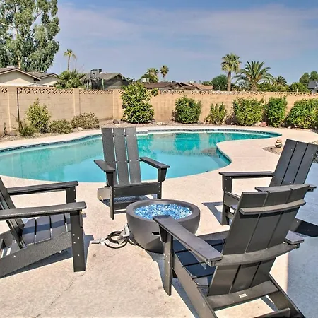 Fire Pit, Heated Pool Central Tempe Escape!